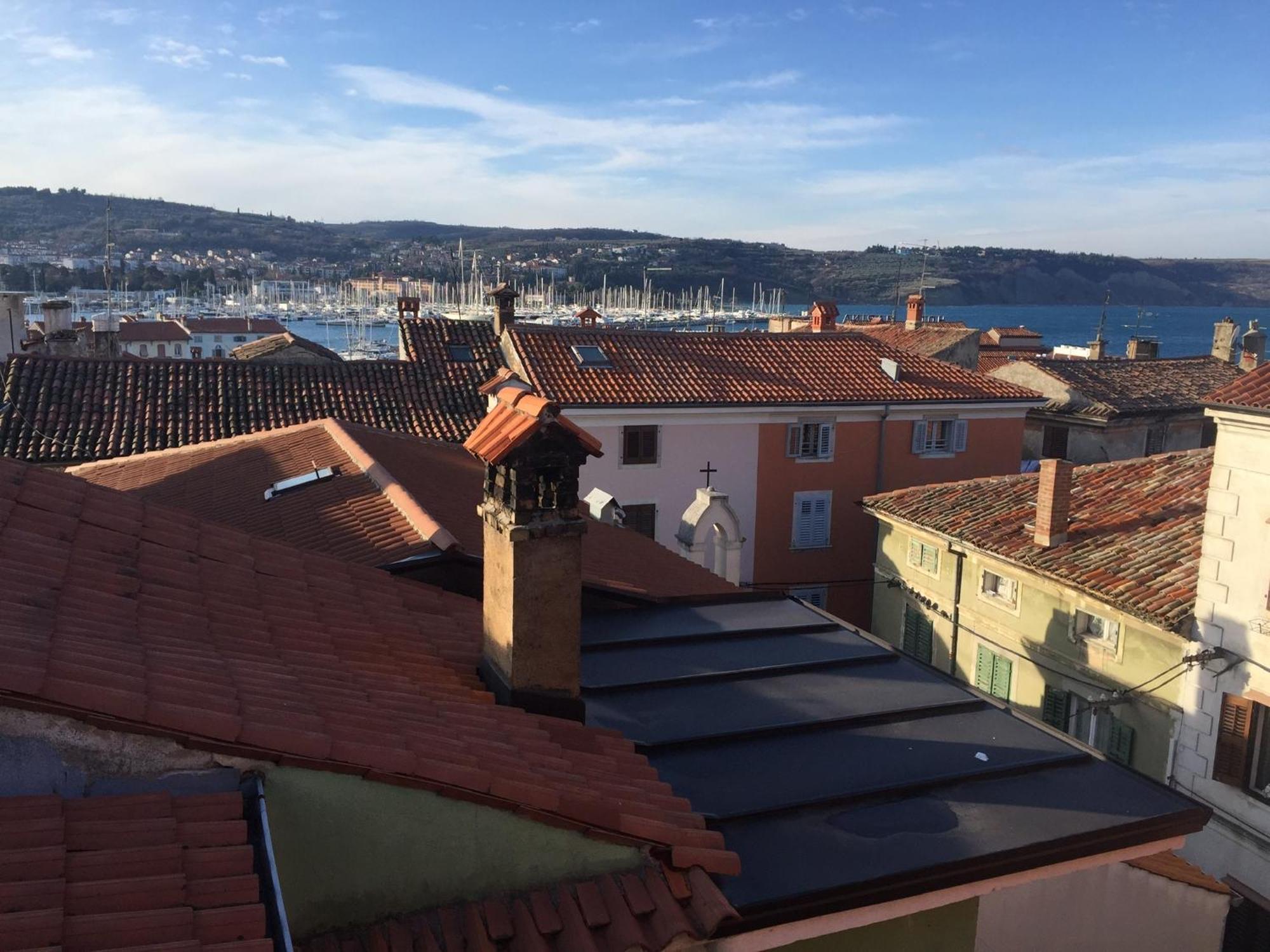 Apartmaji Sara, Izola - Isola Exterior foto